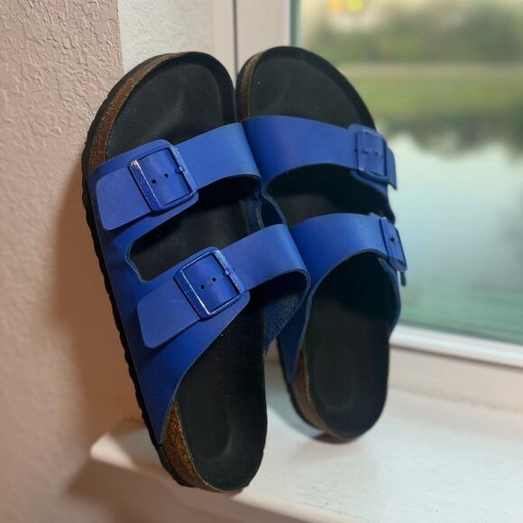 Sandals_&_Flip_Flops